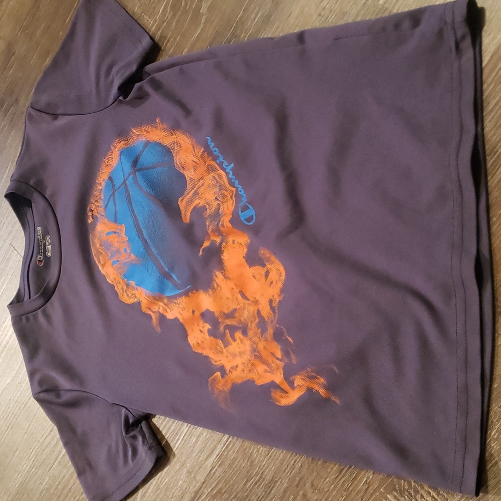 Champion short sleeve tee